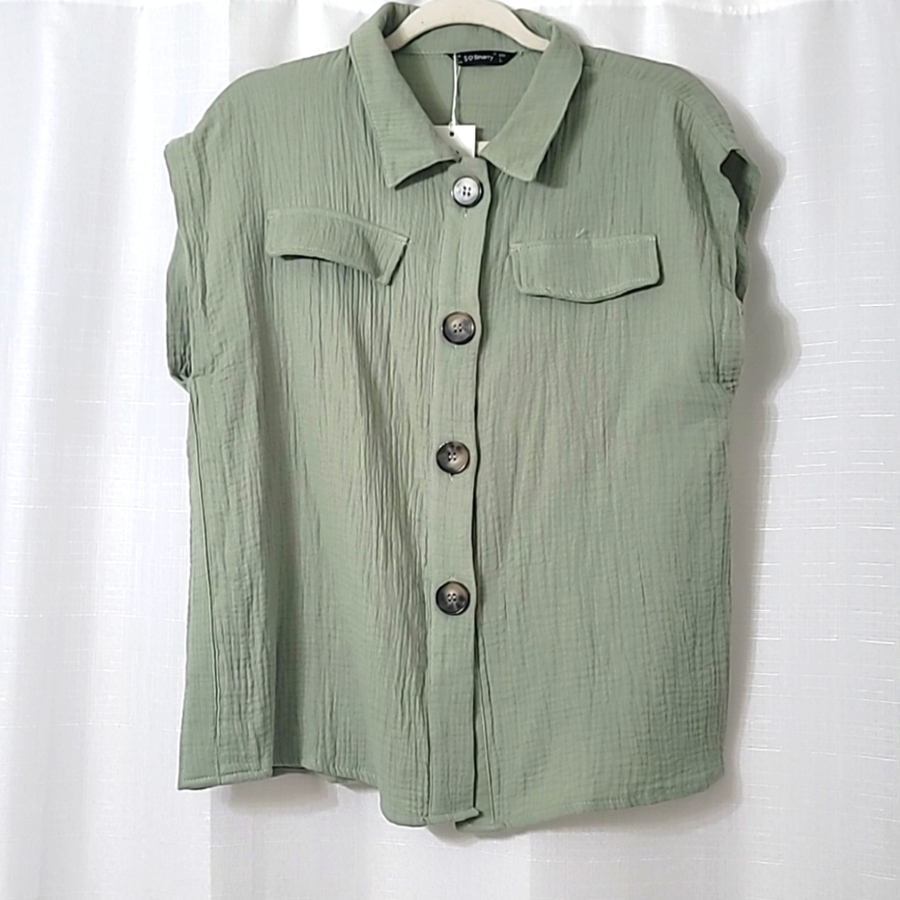 NWT Sollinarry Green Gauze   Button Down Blouse Large